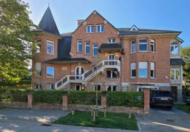Buitenopname van Castel Mino, De Panne, België